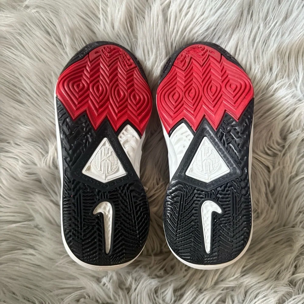 NIKE Kyrie 8 Kids Shoes in White University Red-Black Size 5Y